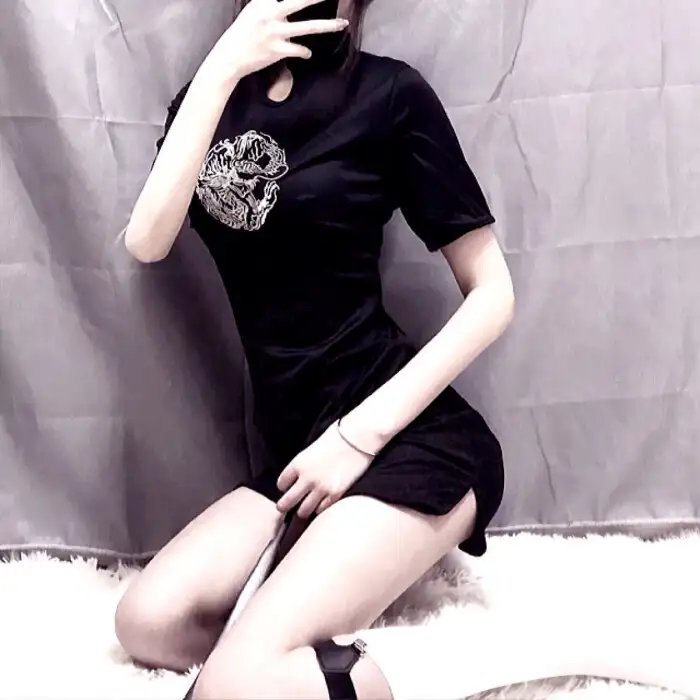 艳妓春色封面